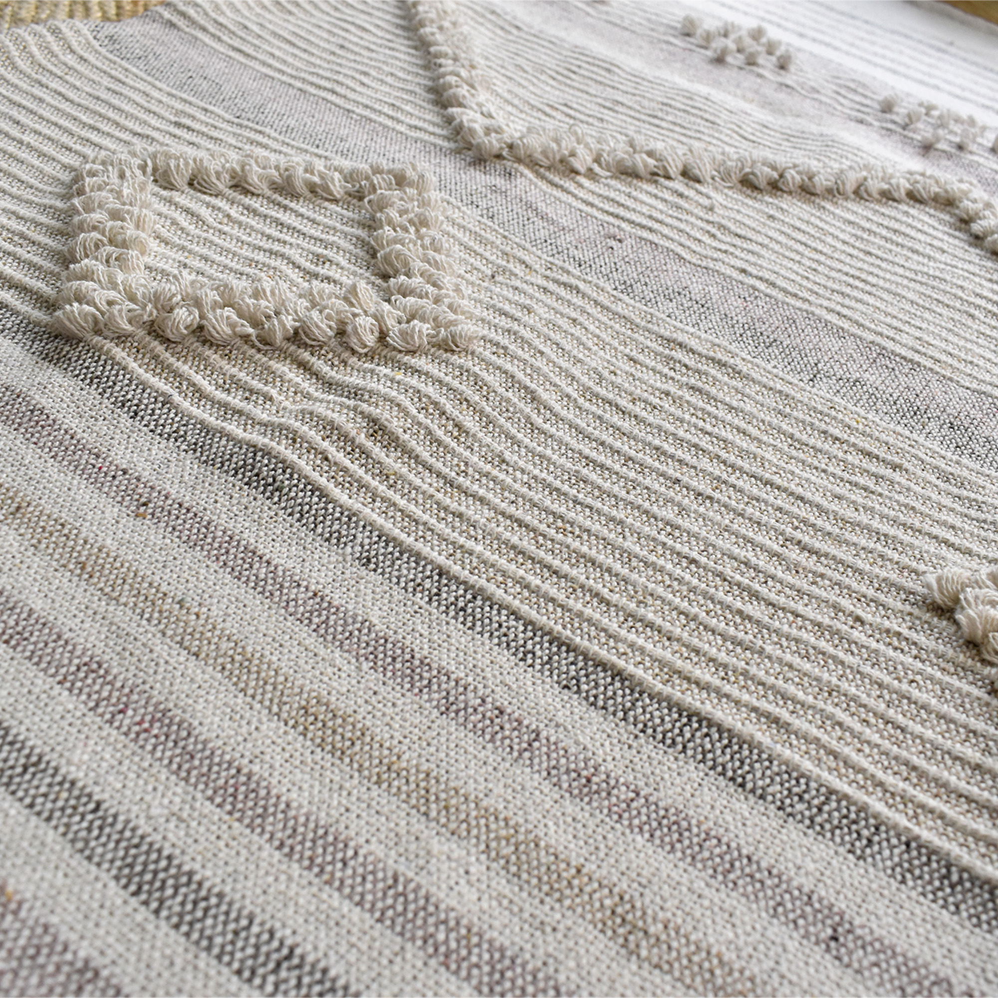 Frazada Romeo taupé - Image 2