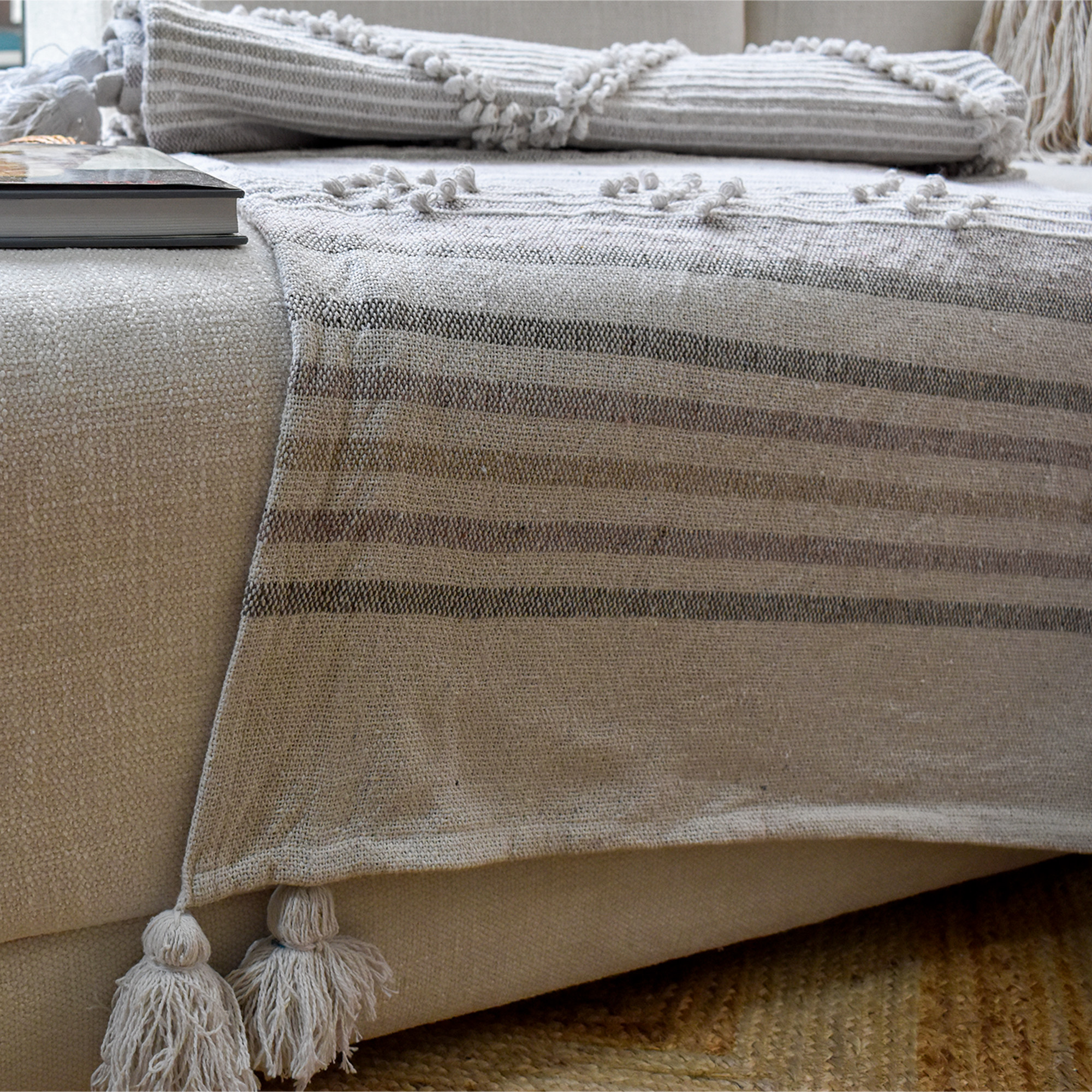 Frazada Romeo taupé - Image 4