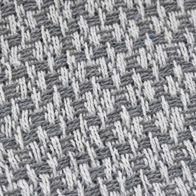 Frazada Masai 132 gris - Image 2